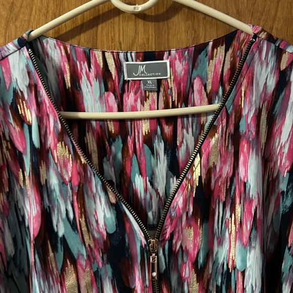 Multi colored XL ladies top. JM collection. - Picture 3 of 4